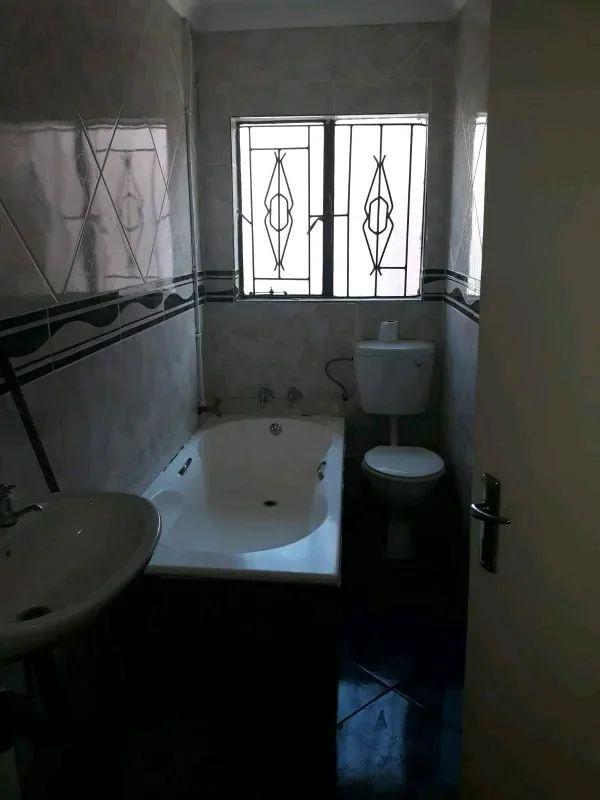 To Let 3 Bedroom Property for Rent in Klipfontein View Gauteng