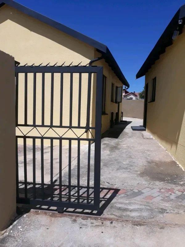 To Let 3 Bedroom Property for Rent in Klipfontein View Gauteng