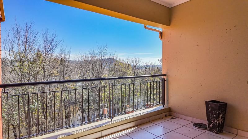 2 Bedroom Property for Sale in Sunninghill Gauteng