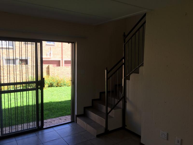 To Let 3 Bedroom Property for Rent in Wilgeheuwel Gauteng