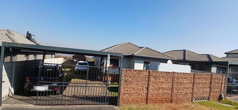 3 Bedroom Property for Sale in Albertsdal Gauteng