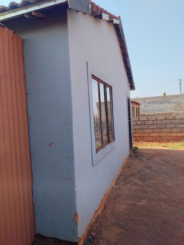 2 Bedroom Property for Sale in Katlehong South Gauteng