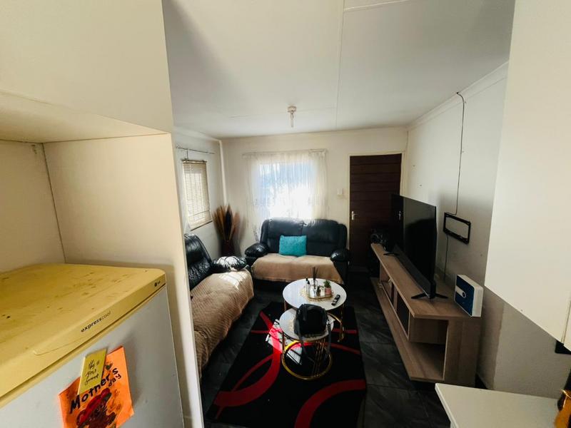3 Bedroom Property for Sale in Windmill Park Gauteng