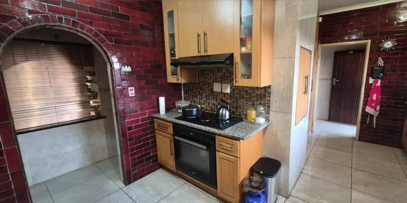 3 Bedroom Property for Sale in Birchleigh Gauteng