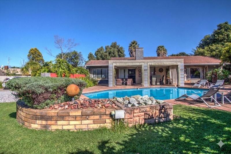 3 Bedroom Property for Sale in Van Riebeeck Park Gauteng