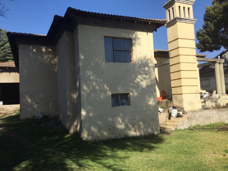 7 Bedroom Property for Sale in Buccleuch Gauteng