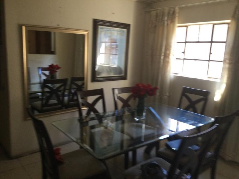 7 Bedroom Property for Sale in Buccleuch Gauteng