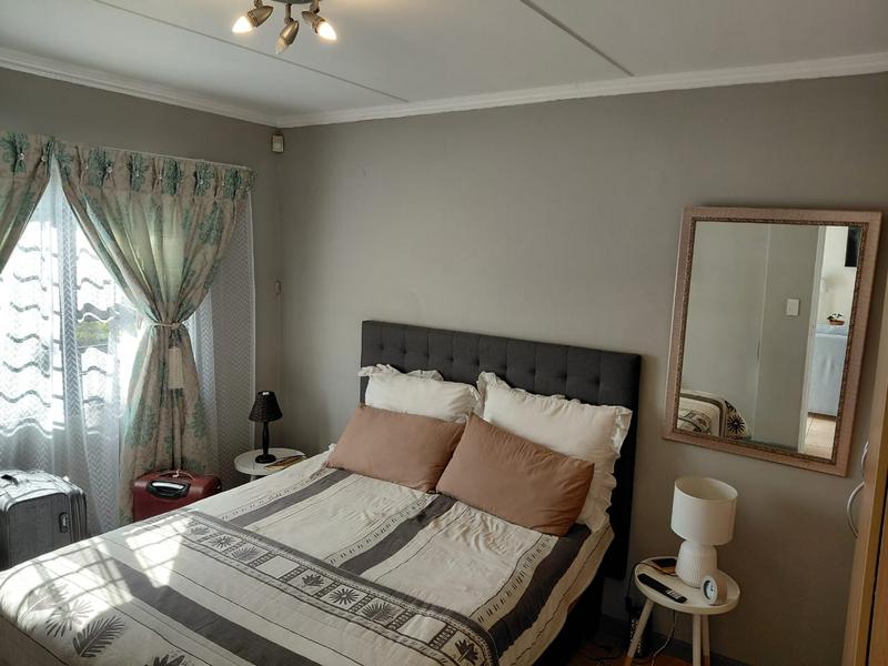 To Let 2 Bedroom Property for Rent in Sunninghill Gauteng