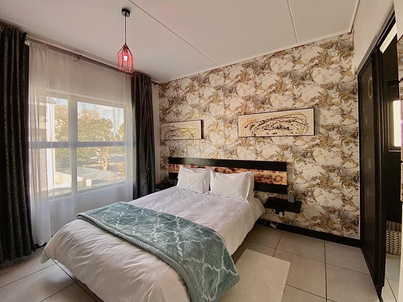 To Let 1 Bedroom Property for Rent in Crowthorne Gauteng