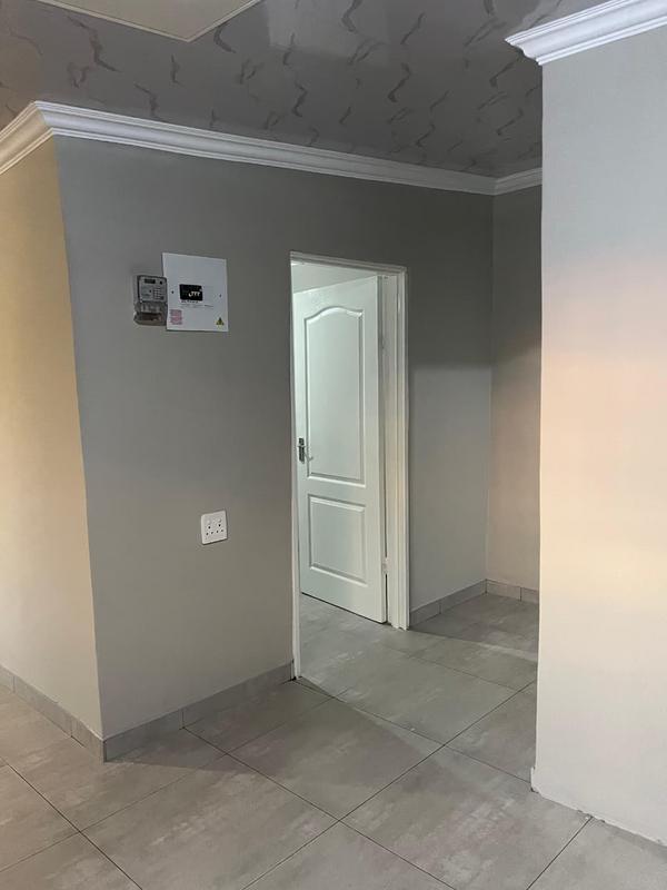 1 Bedroom Property for Sale in Braamfischerville Gauteng