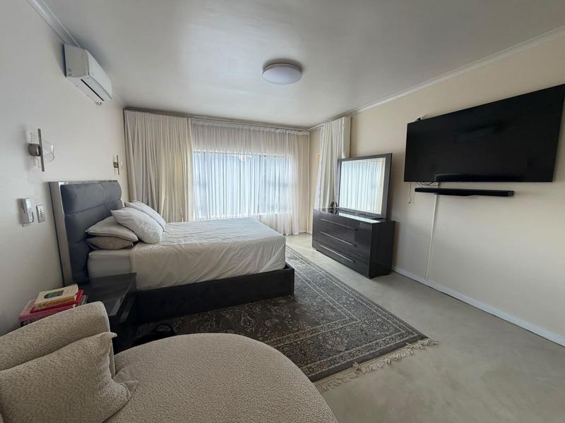 To Let 4 Bedroom Property for Rent in Northcliff Gauteng