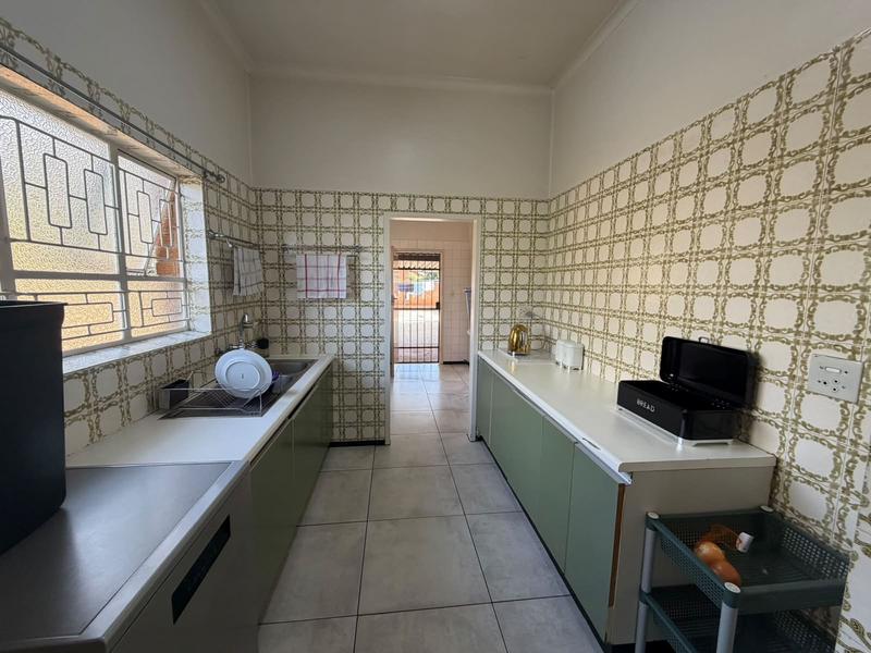 To Let 4 Bedroom Property for Rent in Northcliff Gauteng