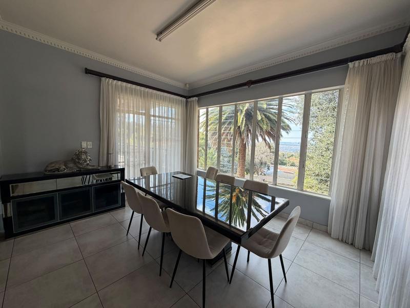 To Let 4 Bedroom Property for Rent in Northcliff Gauteng