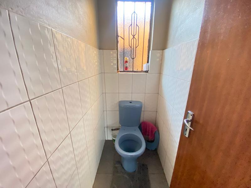 3 Bedroom Property for Sale in Finetown Gauteng