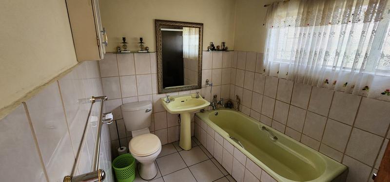 4 Bedroom Property for Sale in Pretoria North Gauteng