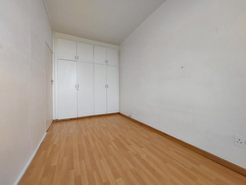 1 Bedroom Property for Sale in Parktown Gauteng