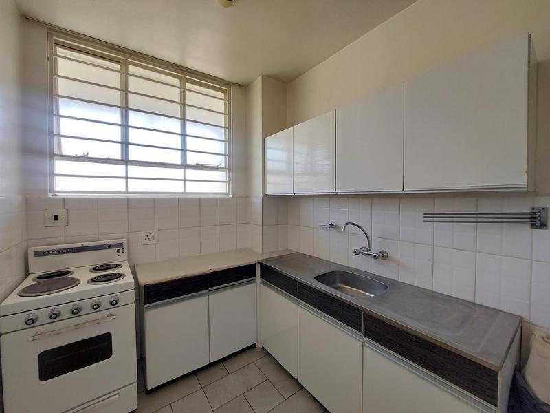 1 Bedroom Property for Sale in Parktown Gauteng