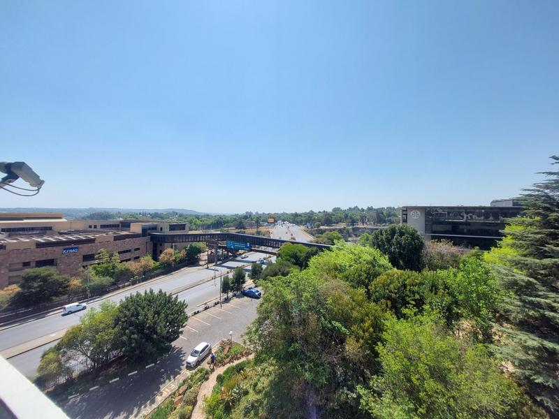 1 Bedroom Property for Sale in Parktown Gauteng