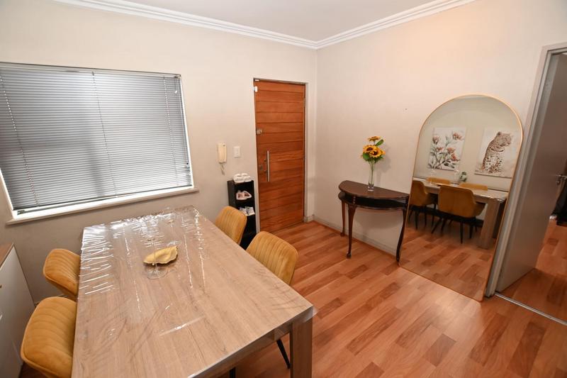 To Let 2 Bedroom Property for Rent in Rivonia Gauteng