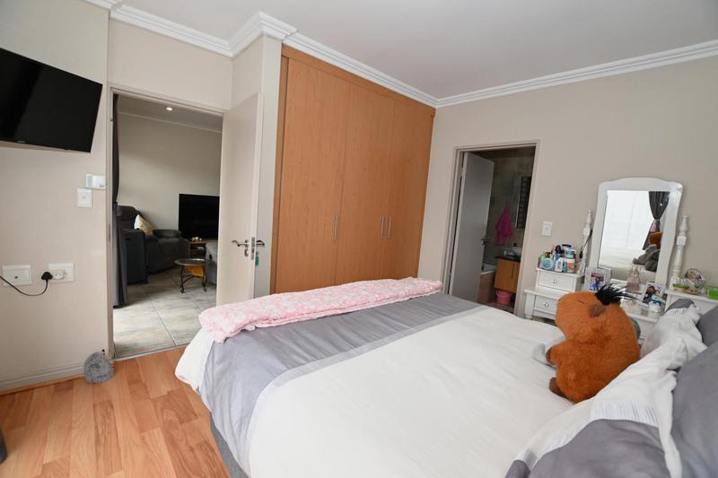 To Let 2 Bedroom Property for Rent in Rivonia Gauteng