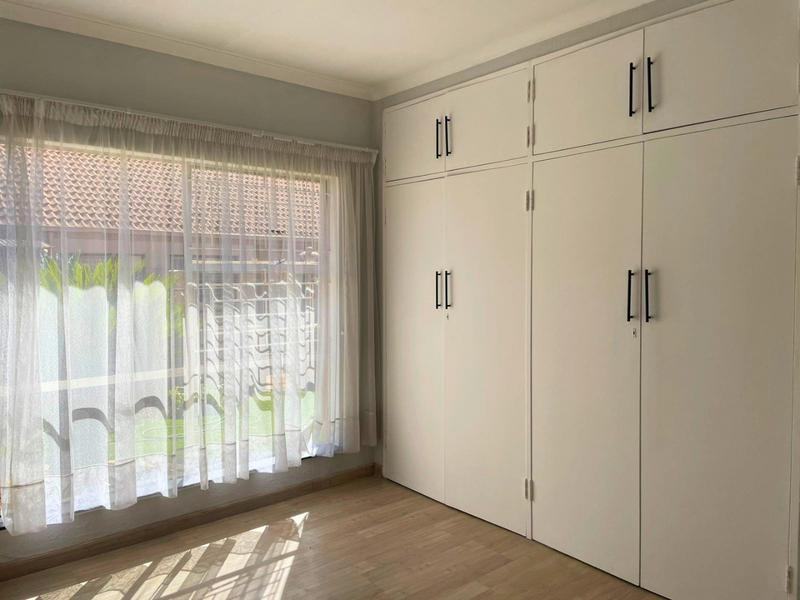 2 Bedroom Property for Sale in Birchleigh North Gauteng