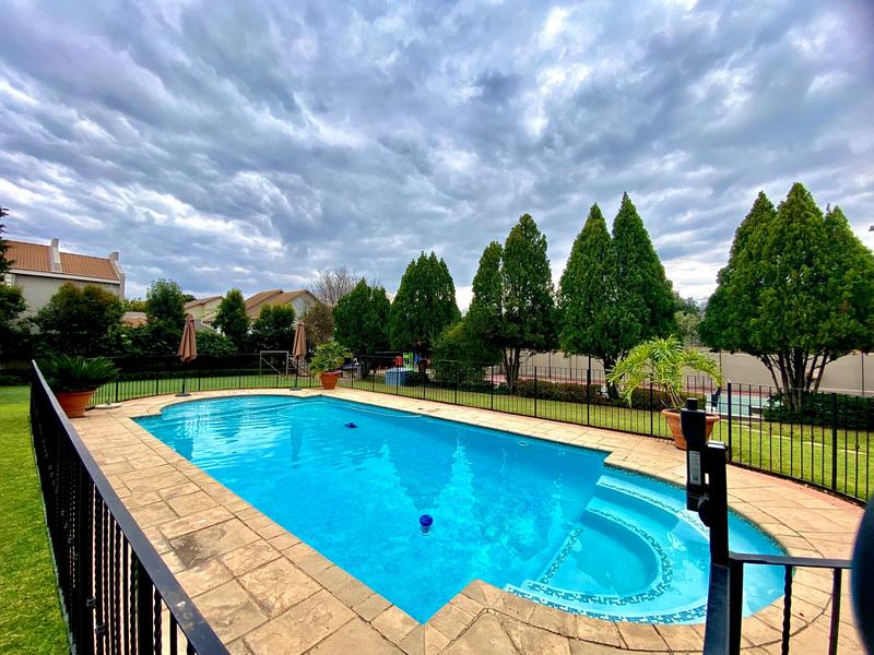 To Let 3 Bedroom Property for Rent in Broadacres Gauteng