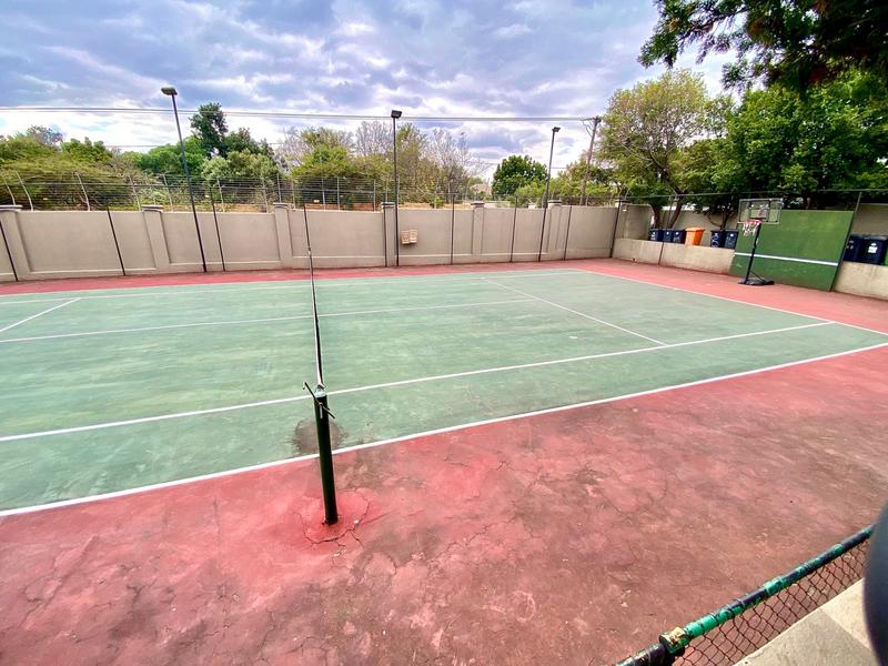 To Let 3 Bedroom Property for Rent in Broadacres Gauteng