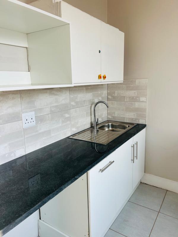 To Let 2 Bedroom Property for Rent in Kensington Gauteng