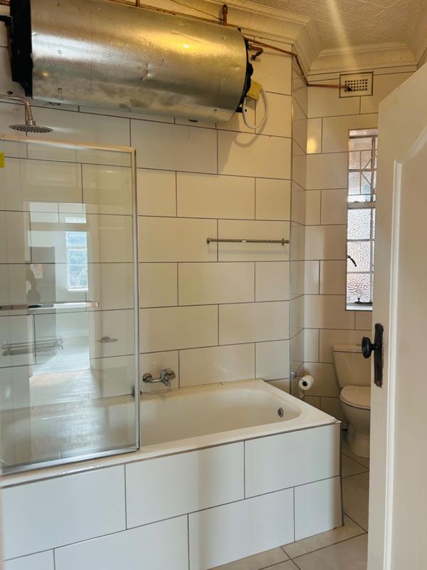 To Let 2 Bedroom Property for Rent in Kensington Gauteng