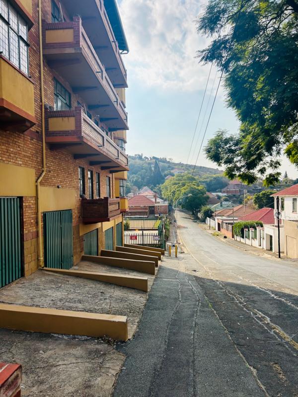 To Let 2 Bedroom Property for Rent in Kensington Gauteng