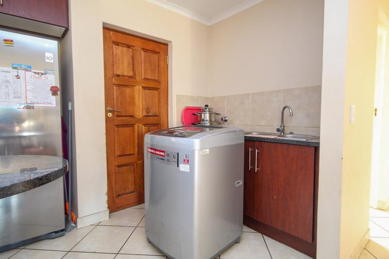 3 Bedroom Property for Sale in Thatchfield Gauteng