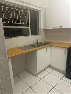 To Let 2 Bedroom Property for Rent in Vorna Valley Gauteng