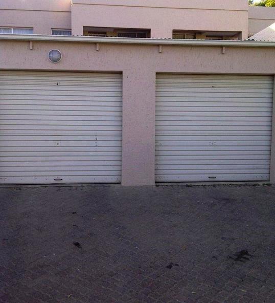 To Let 2 Bedroom Property for Rent in Vorna Valley Gauteng