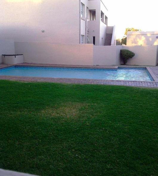 To Let 2 Bedroom Property for Rent in Vorna Valley Gauteng