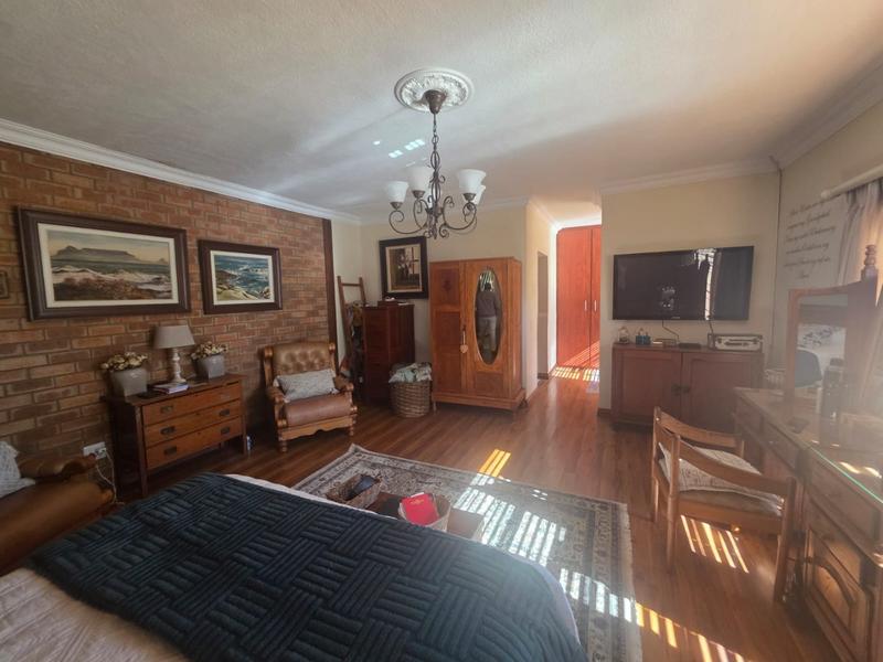 4 Bedroom Property for Sale in Greenhills Gauteng