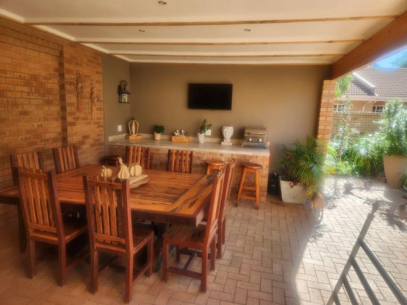 4 Bedroom Property for Sale in Greenhills Gauteng