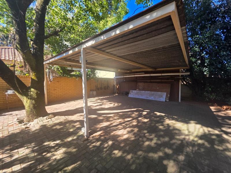 4 Bedroom Property for Sale in Greenhills Gauteng
