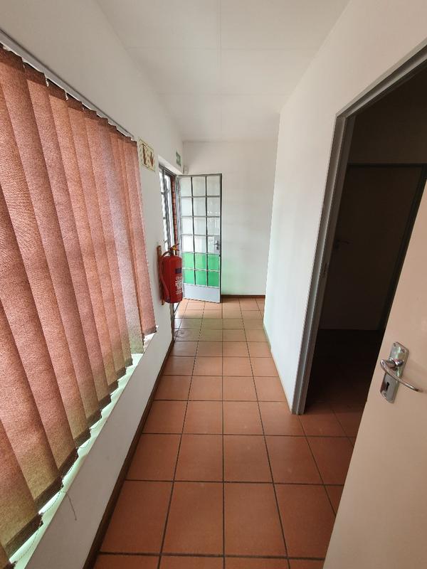 To Let Commercial Property for Rent in Hennopspark Gauteng