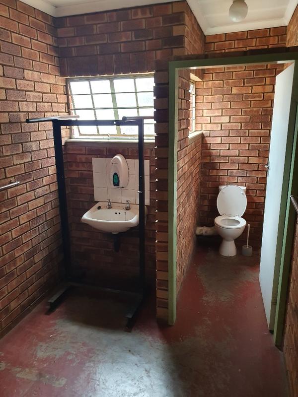 To Let Commercial Property for Rent in Hennopspark Gauteng