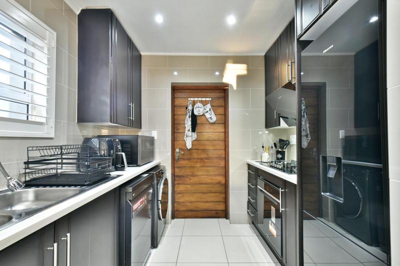 3 Bedroom Property for Sale in Eye of Africa Gauteng