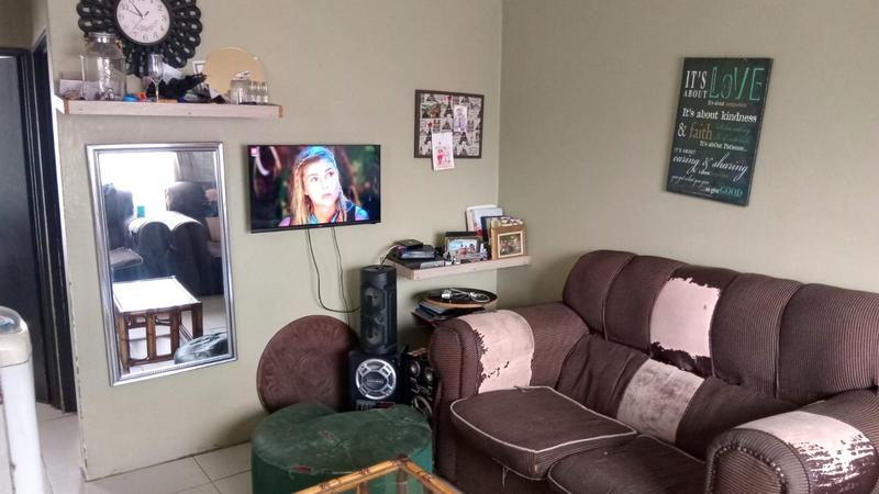 2 Bedroom Property for Sale in Fleurhof Gauteng