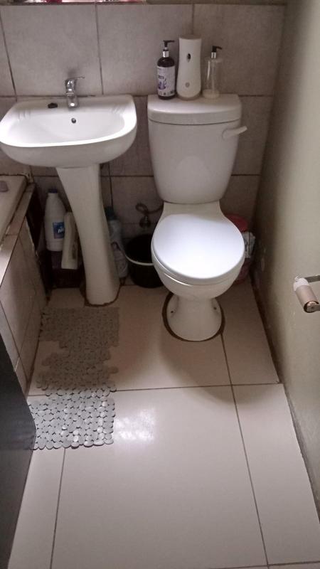 2 Bedroom Property for Sale in Fleurhof Gauteng