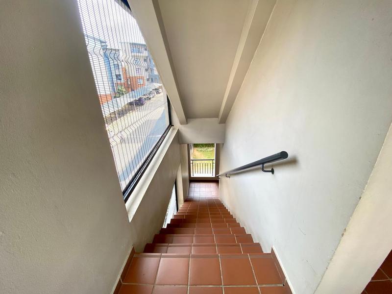 2 Bedroom Property for Sale in Oakdene Gauteng