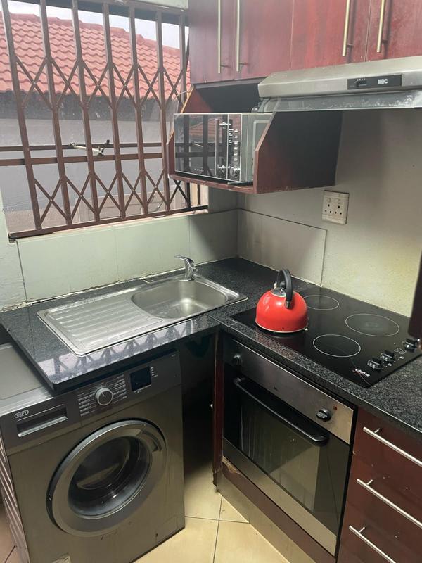 To Let 3 Bedroom Property for Rent in Waterfall View Gauteng