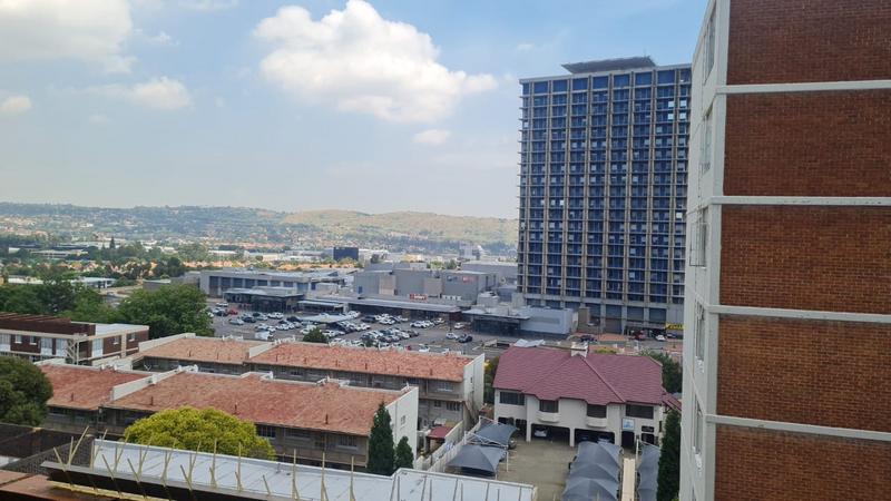 To Let 2 Bedroom Property for Rent in Bedford Gardens Gauteng