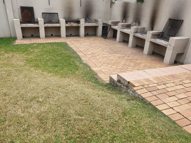 2 Bedroom Property for Sale in Marais Steyn Park Gauteng