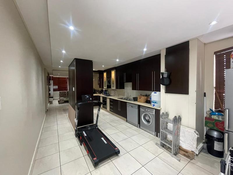 2 Bedroom Property for Sale in Bedfordview Gauteng