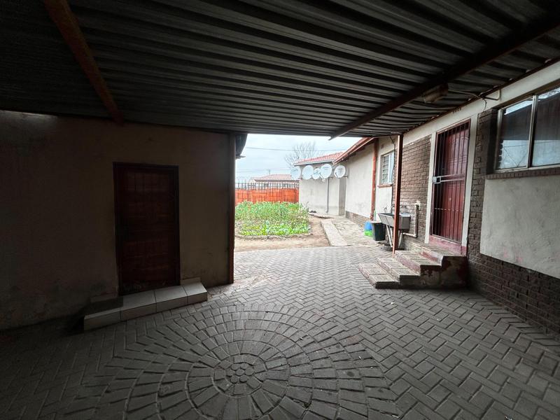 9 Bedroom Property for Sale in Tedstoneville Gauteng