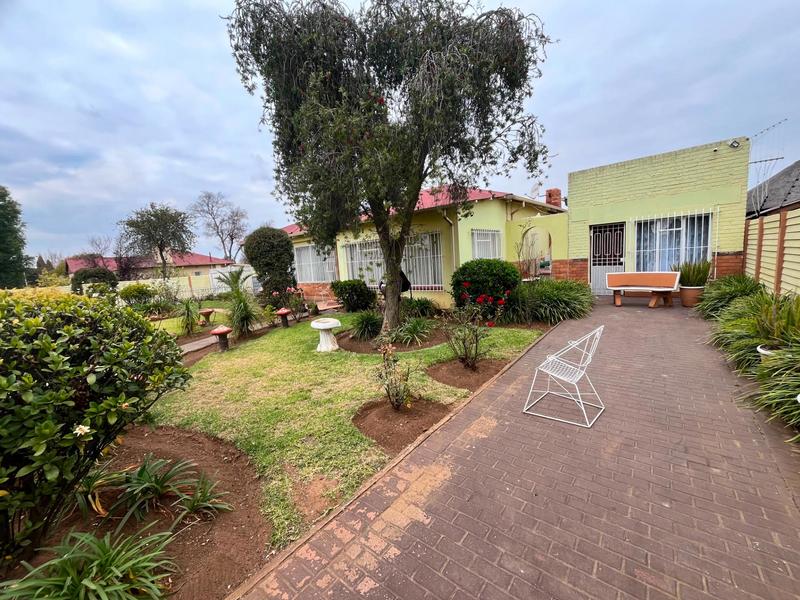 4 Bedroom Property for Sale in Dunnottar Gauteng
