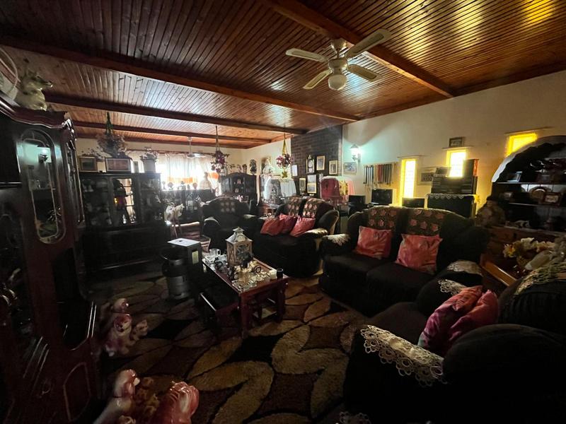 4 Bedroom Property for Sale in Dunnottar Gauteng